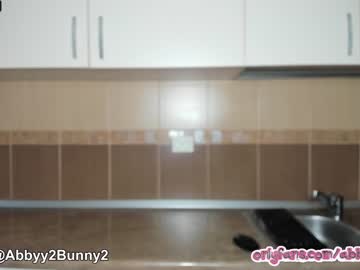 girl
        abbybunnyy cam image #1496116