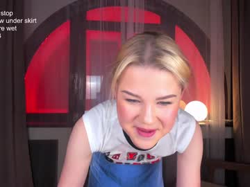 girl
        betty_blush cam image #346667