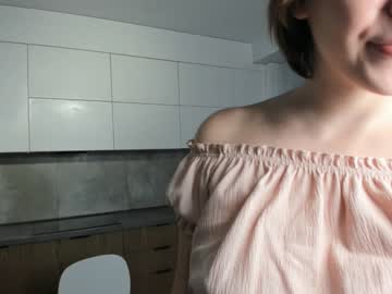 girl
        charmingasever cam image #2474258