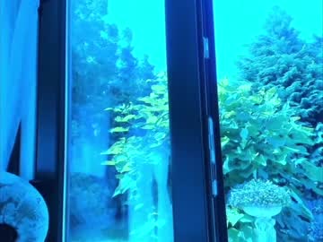 girl
        tunderose cam image #1810610