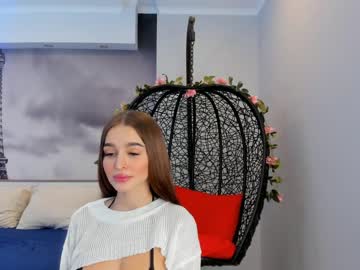 girl
        elizabeth__gray cam image #778067