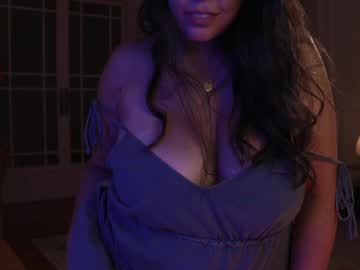 girl
        mila_ cam image #5057589