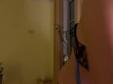 girl
        oofbabe__ cam image #6403902