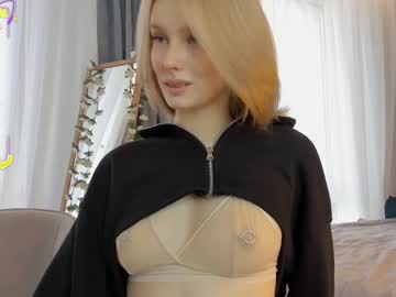 girl
        odeliabrownell cam image #6658525