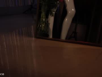girl
        lettymoa cam image #4199662
