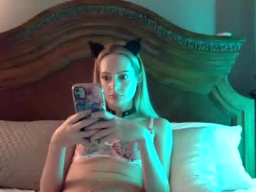 girl
        euphoric_jade cam image #150625