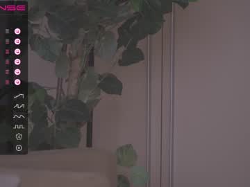 girl
        oki_dokie cam image #1975212