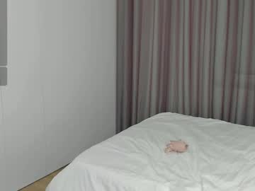 girl
        luna_grace07 cam image #5190558