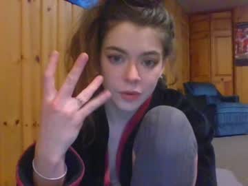 girl
        rosegold18 cam image #3300415