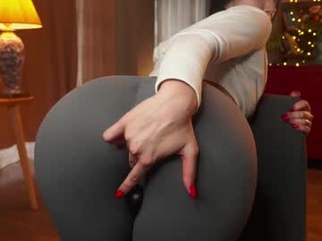 girl
        blissdilley cam image #6480579