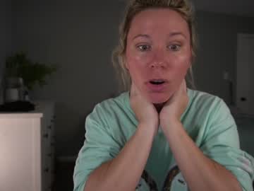 girl
        texas_blonde cam image #1720129