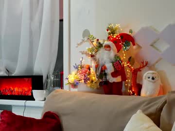 girl
        alexandra_demore cam image #5837558