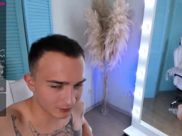 girl
        ayla_mark cam image #292068