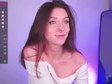 girl
        elizabetheuphoria cam image #974351
