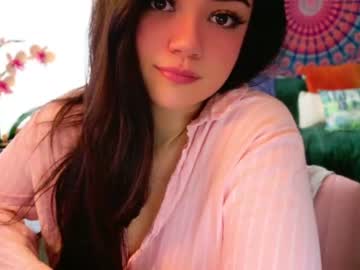 girl
        annatigarr cam image #3321954