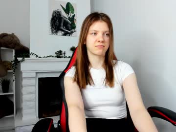 girl
        baby_evalena cam image #6645230