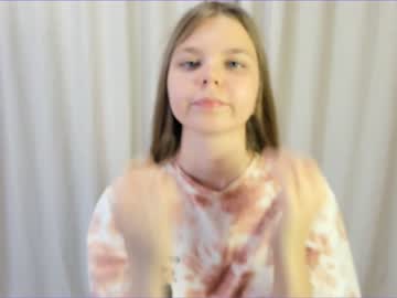 girl
        janicereeves cam image #2402613