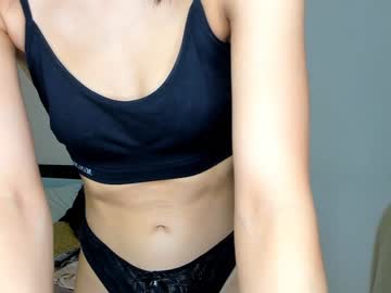 girl
        beckyclara cam image #1821911