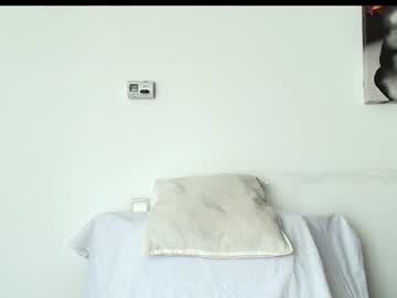 girl
        yourkat cam image #4941798