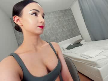 girl
        ehotlovea cam image #6686010