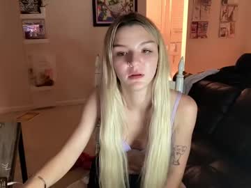 girl
        trapstarrsolana cam image #2369652