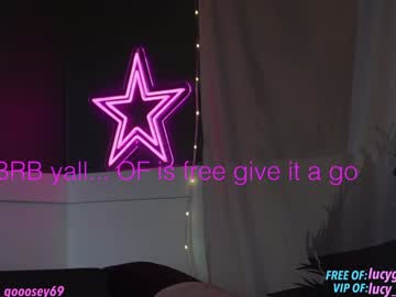 girl
        lucy_gooosey cam image #4350130
