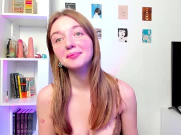 girl
        elizabeth__gray cam image #1337533