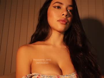 girl
        itsssssssme_lana cam image #1163543