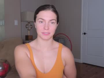 girl
        chroniclove cam image #4723408