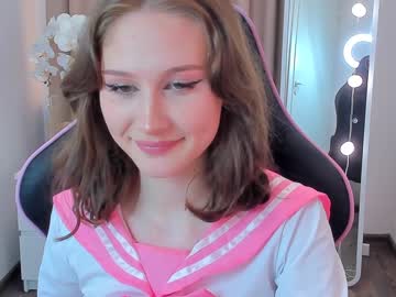 girl
        sarahlynnxx cam image #1575439