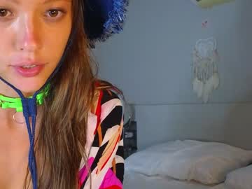 girl
        _demi_dee_ cam image #3959145