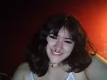 girl
        goth_vlaudia cam image #1924030