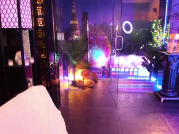 girl
        alma_pearl cam image #668312