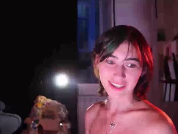girl
        helensheaven cam image #4357180