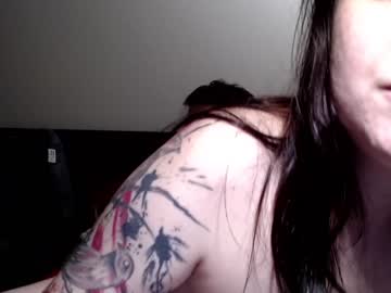 couple
        seareign cam image #430910