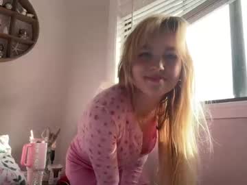 girl
        kittengirlxo cam image #6937928