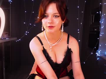 girl
        lorienn cam image #2081667