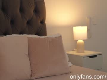 girl
        naughtysammx cam image #3758082