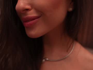girl
        sunnyluxe_ cam image #5650085