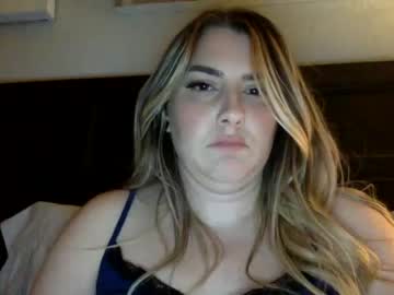 girl
        k_baabyyy cam image #1566103