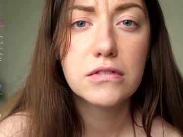 girl
        ronny_ponny cam image #4216670