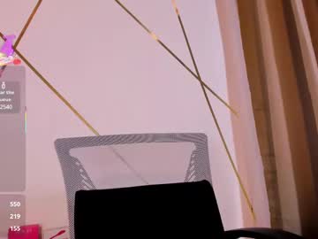 girl
        holly__milk cam image #6381281