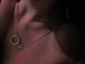 girl
        sarasuo cam image #2126449