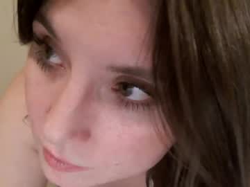 girl
        tay_made cam image #6074984