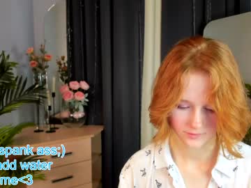 girl
        navy_blush cam image #3441132