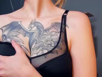 girl
        _secret_weapon_ cam image #2806415