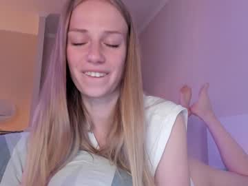 girl
        magic_couple13 cam image #4655303