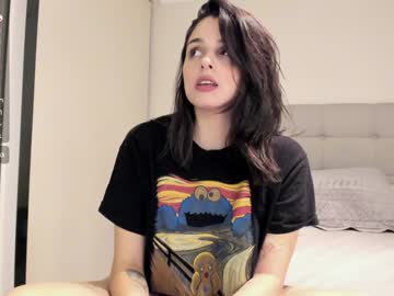 girl
        yourfreakygirl cam image #6670412