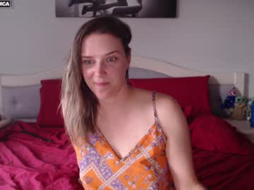 girl
        bluexstacey cam image #5502694