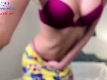 girl
        oksanafedorova cam image #1658167